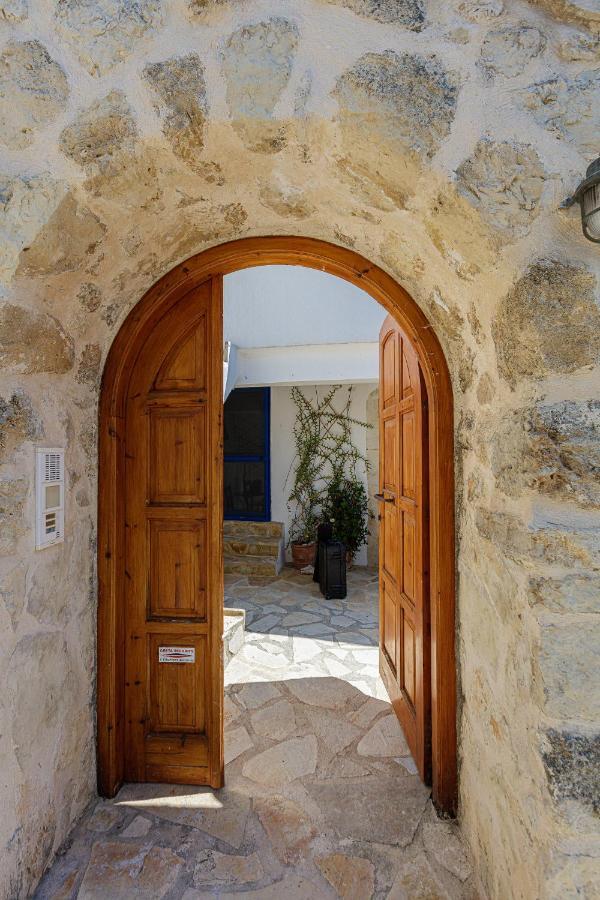 Anna'S Villa In Mesi Village Agia Triada Eksteriør billede