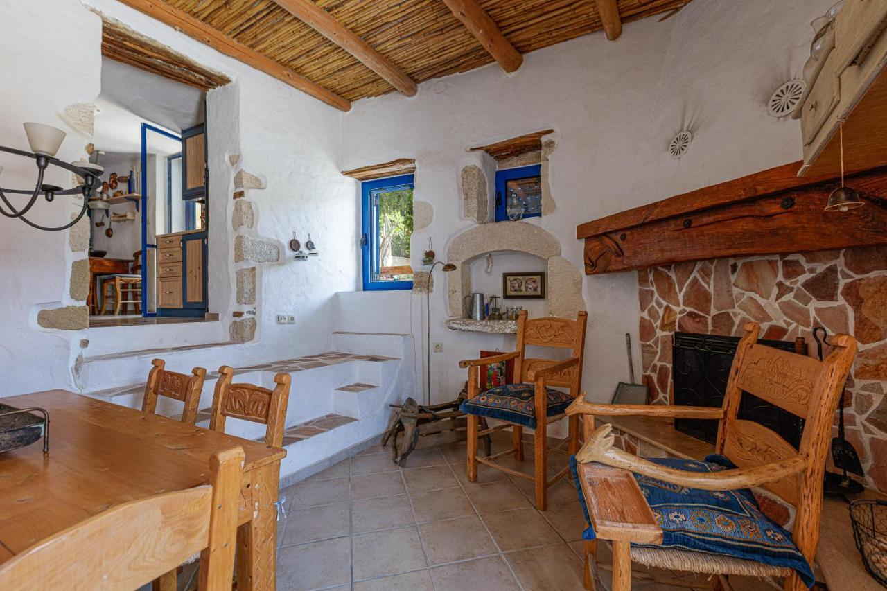 Anna'S Villa In Mesi Village Agia Triada Eksteriør billede